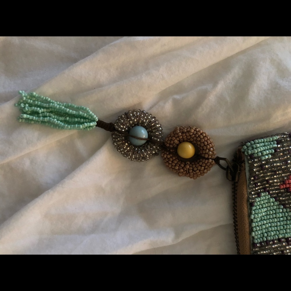 Anthropologie Jasper and Jeera beaded clutch - Picture 5 of 5